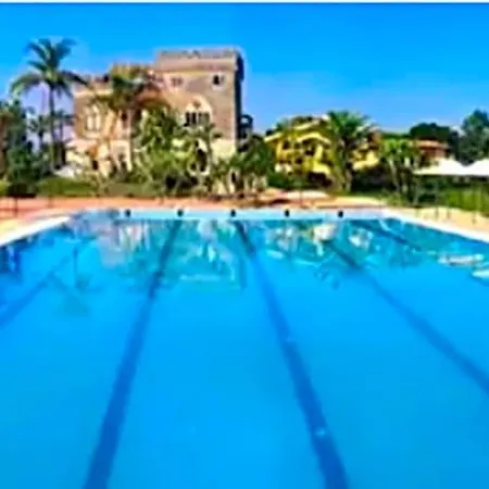 Otel Castello D'urso Somma 3*