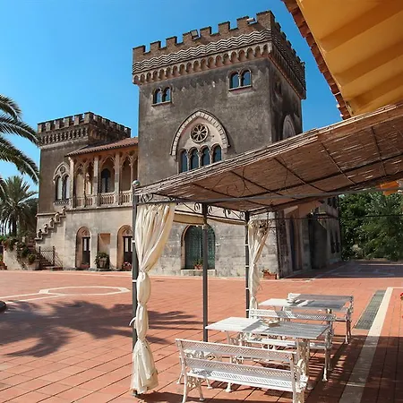 Castello D'urso Somma Hotel